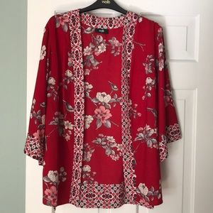 Wallis Red pattern kimono